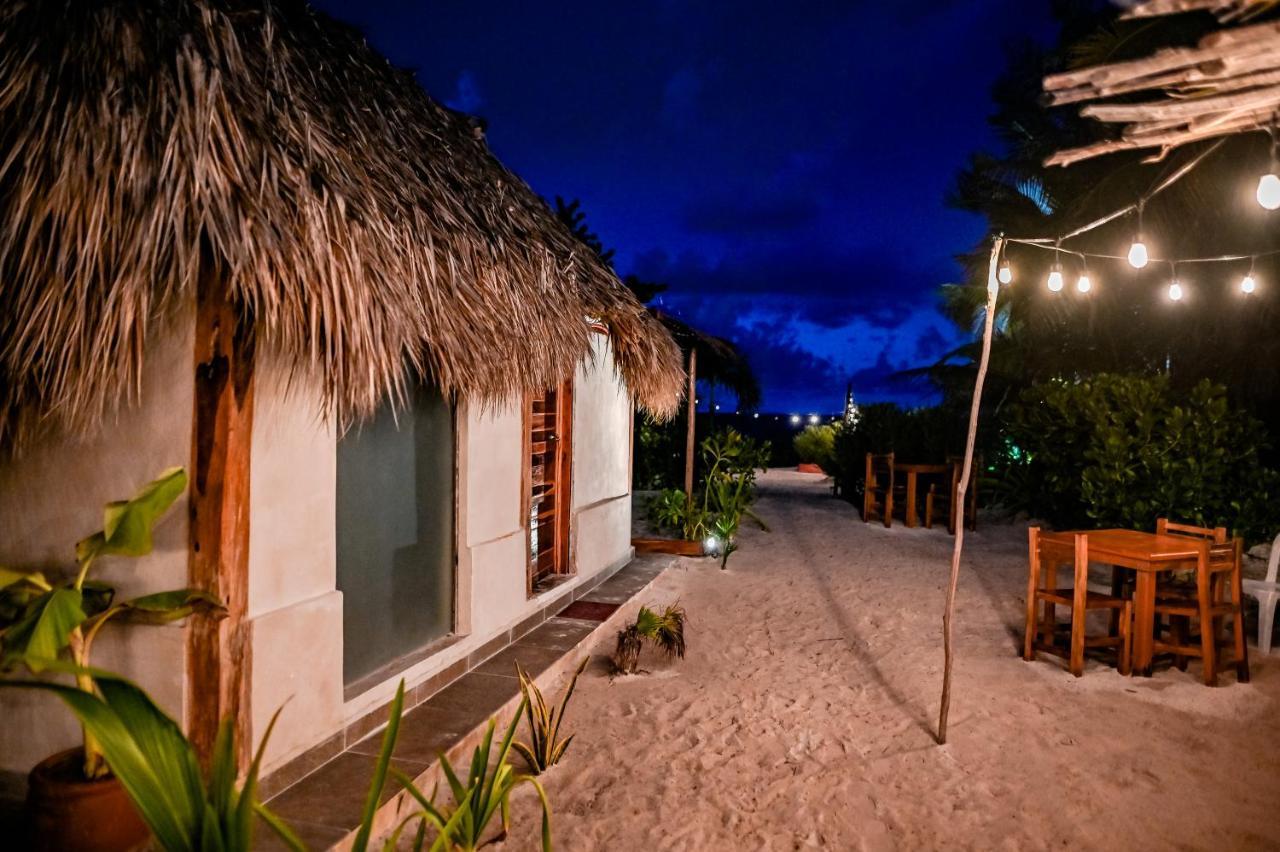 Casa Mate Beachfront Cabanas El Cuyo Eksteriør bilde