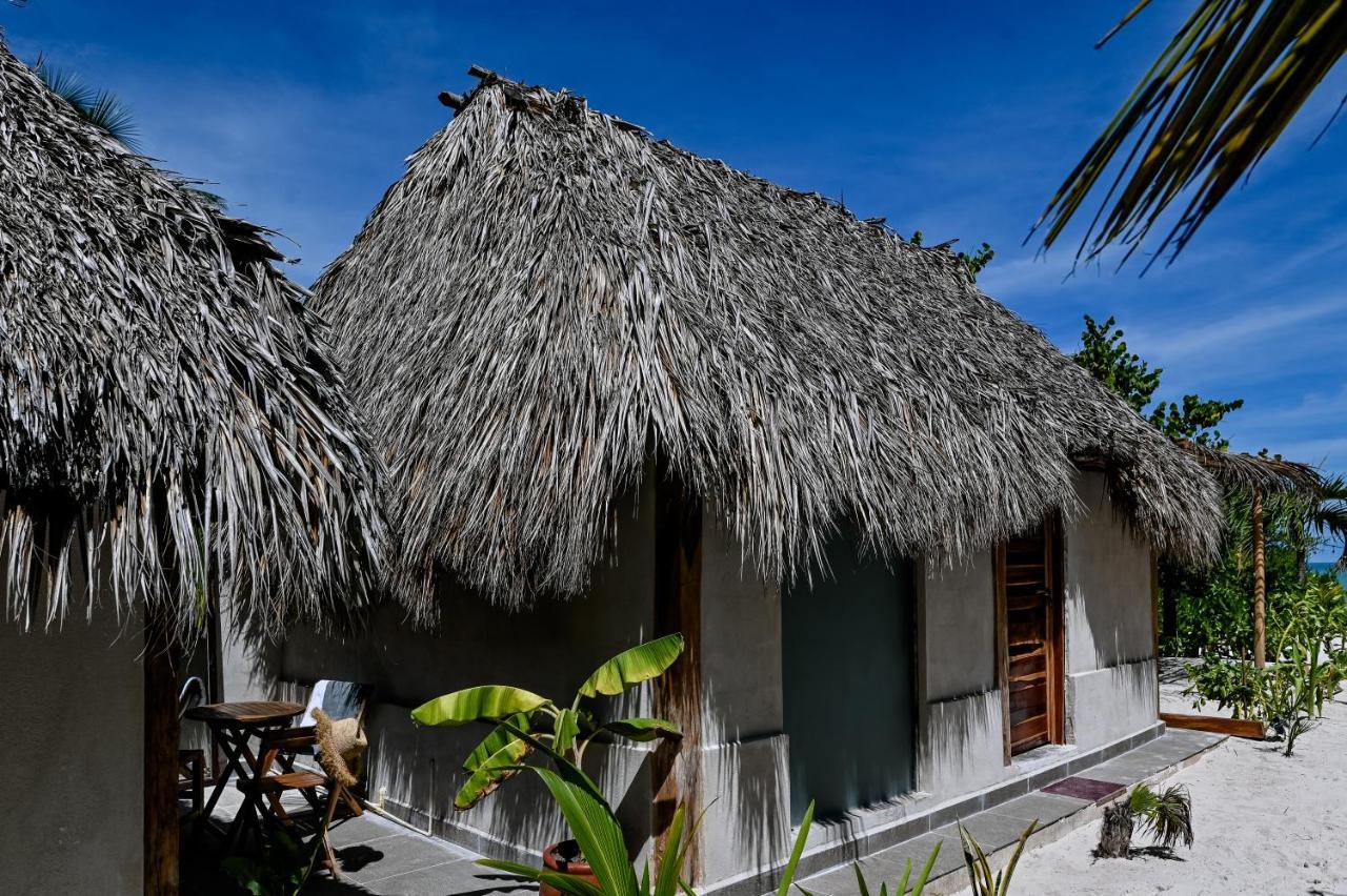 Casa Mate Beachfront Cabanas El Cuyo Eksteriør bilde
